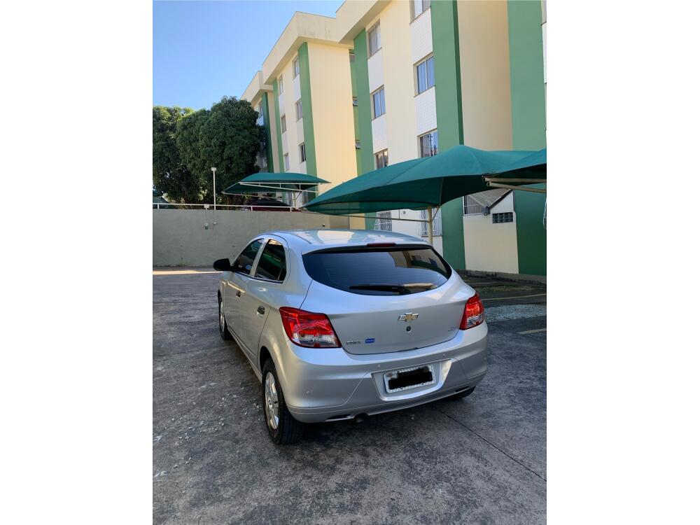 Chevrolet Onix Hatch
