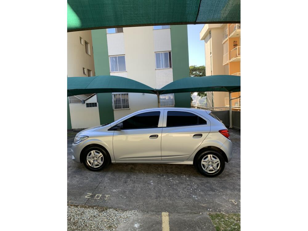 Chevrolet Onix Hatch