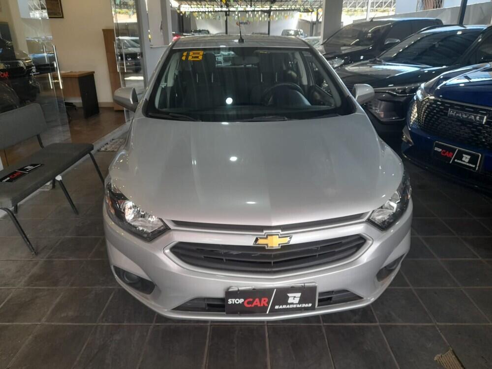 Chevrolet Onix Hatch