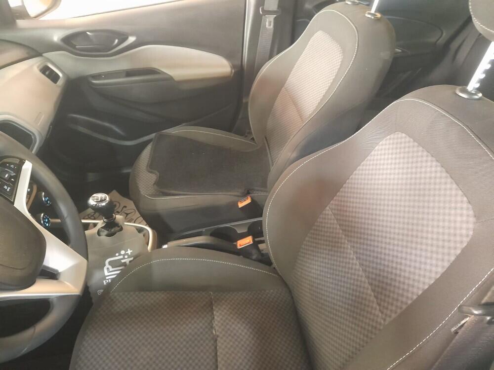 Chevrolet Onix Hatch
