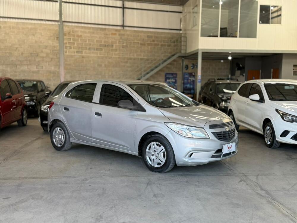 Chevrolet Onix Hatch