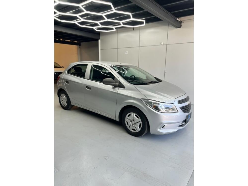 Chevrolet Onix Hatch
