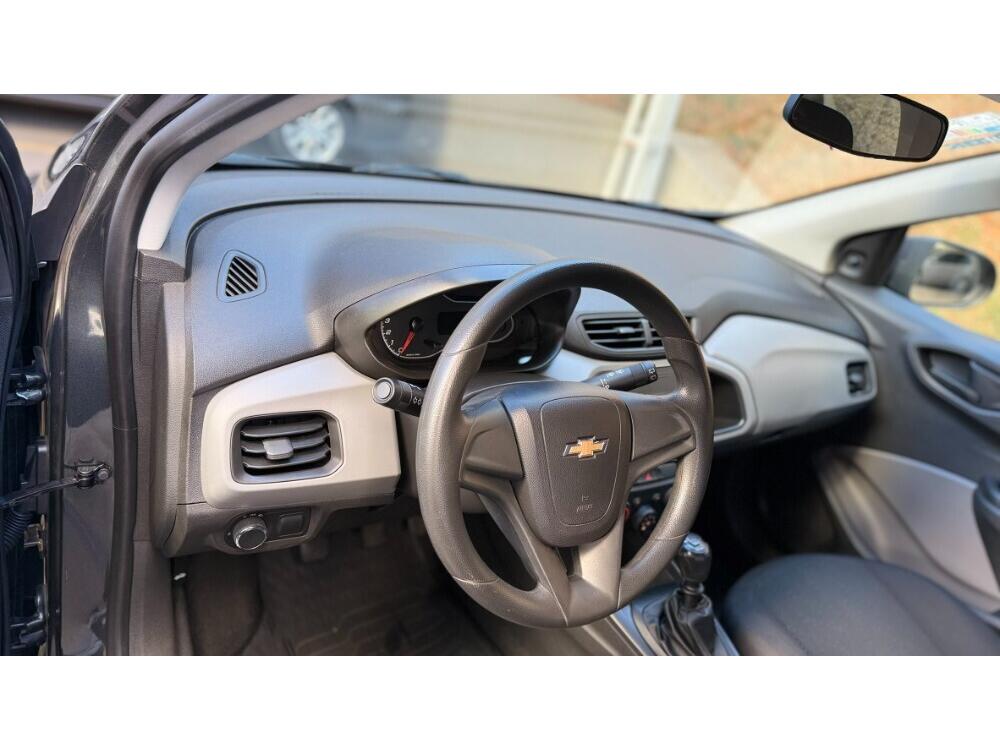 Chevrolet Onix Hatch