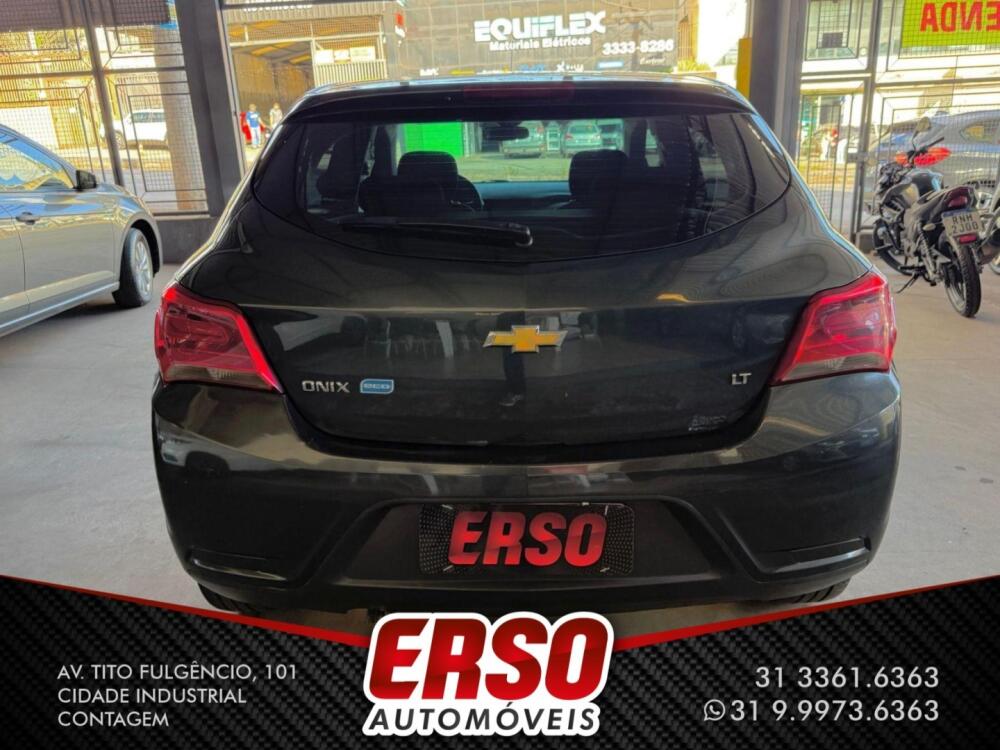 Chevrolet Onix Hatch