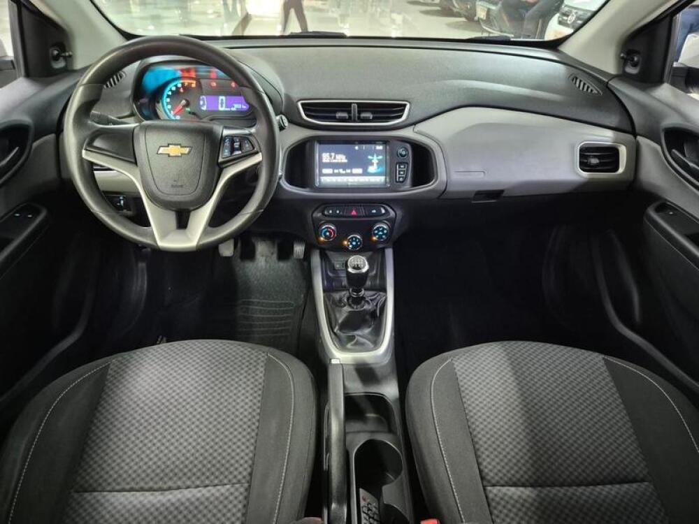 Chevrolet Onix Hatch