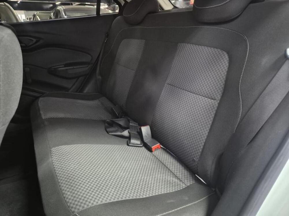Chevrolet Onix Hatch
