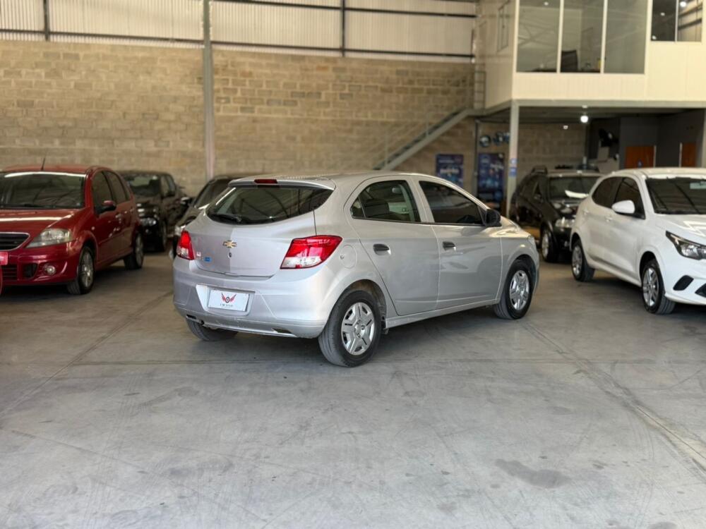 Chevrolet Onix Hatch