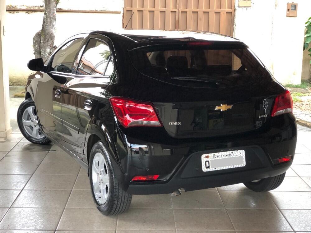 Chevrolet Onix Hatch