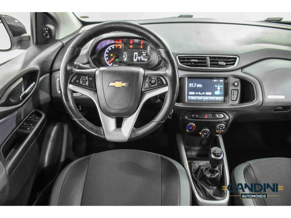 Chevrolet Onix Hatch
