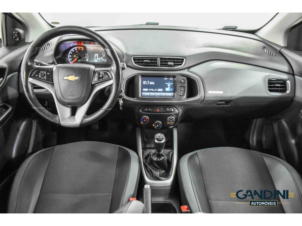 Chevrolet Onix Hatch