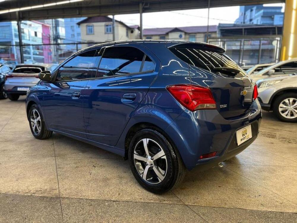 Chevrolet Onix Hatch