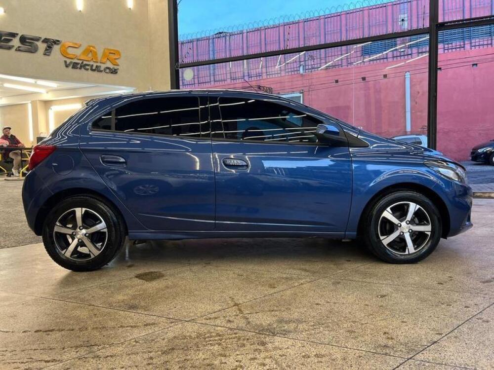 Chevrolet Onix Hatch