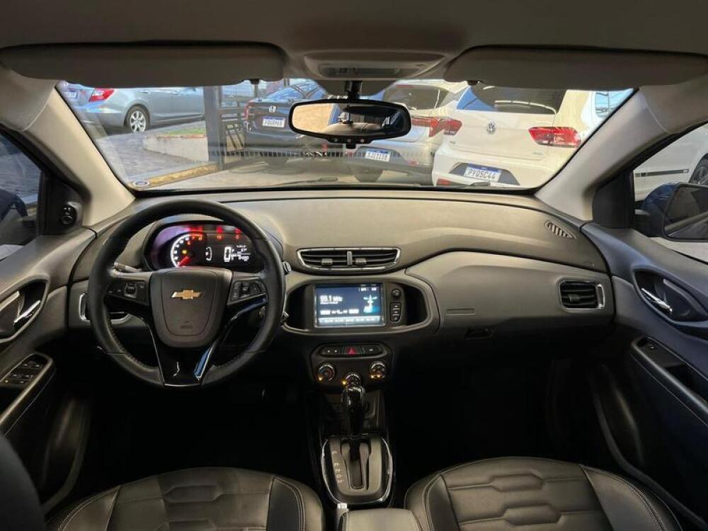 Chevrolet Onix Hatch
