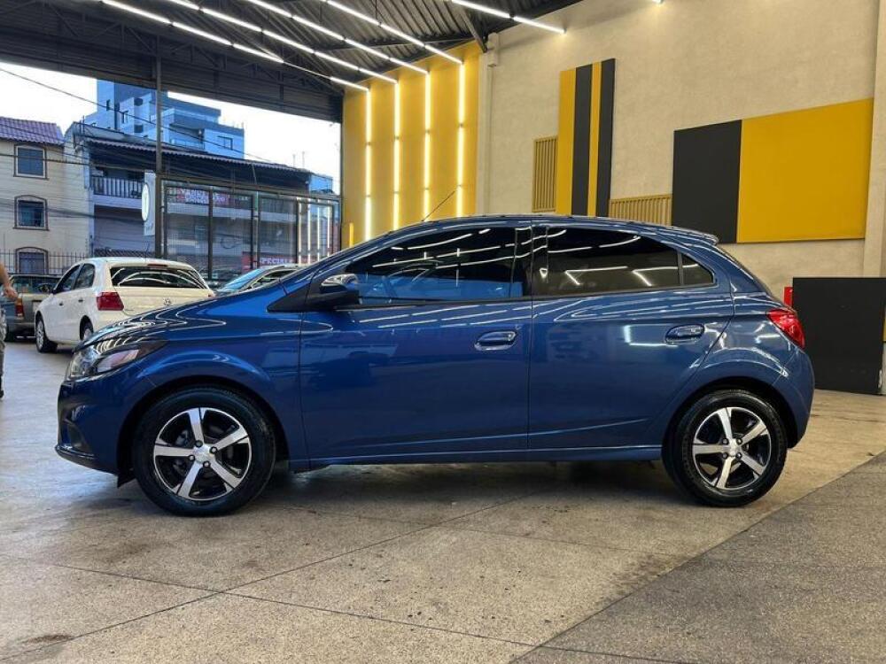 Chevrolet Onix Hatch