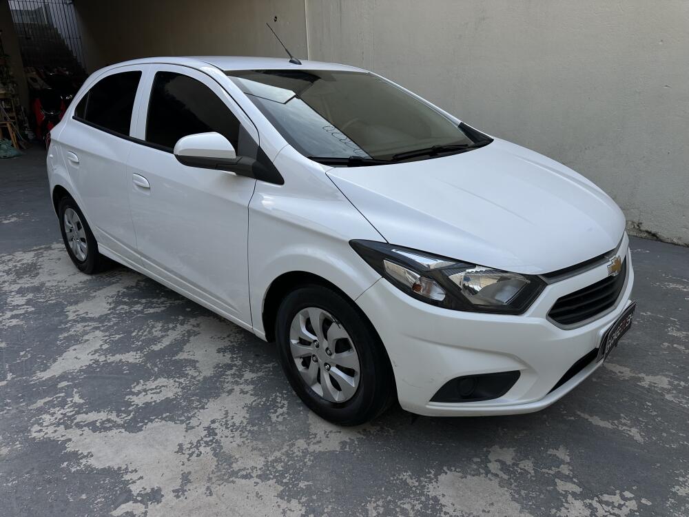 Chevrolet Onix Hatch