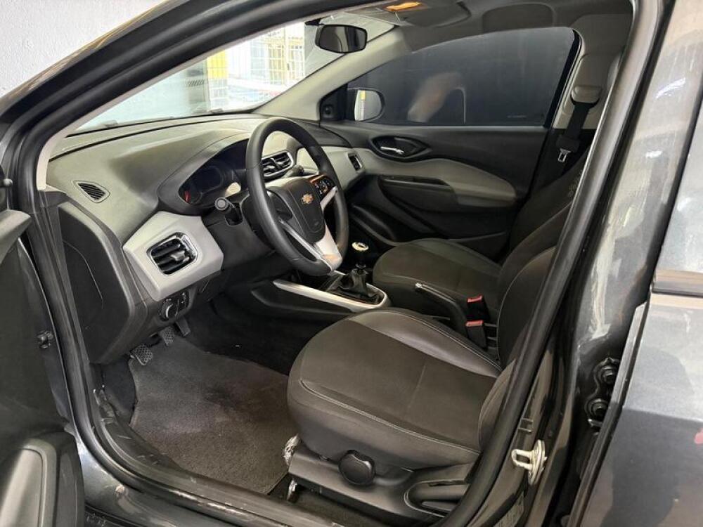 Chevrolet Onix Hatch