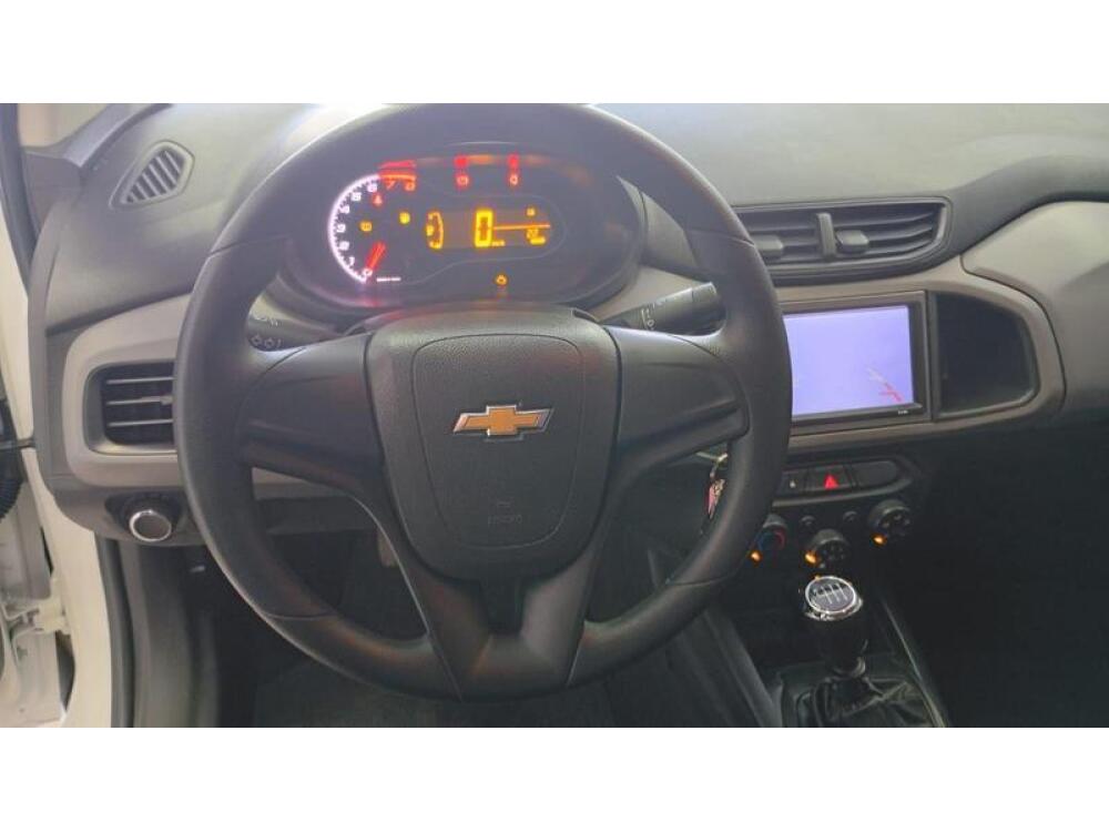 Chevrolet Onix Hatch