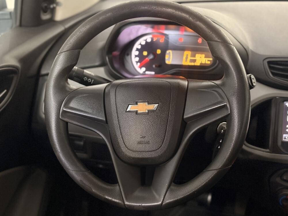 Chevrolet Onix Hatch