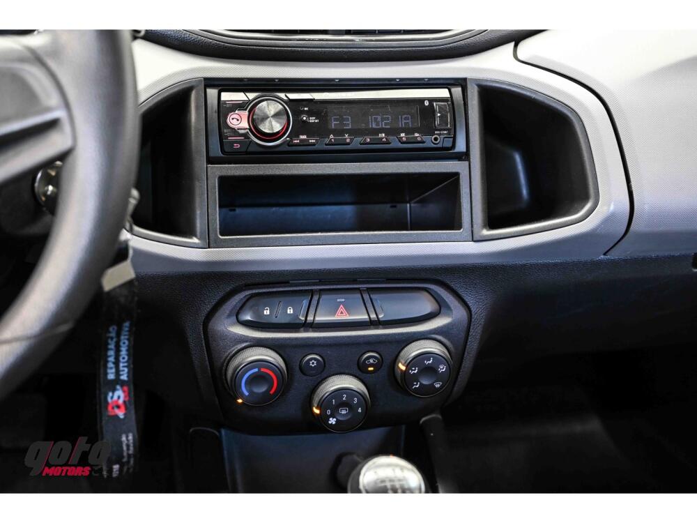 Chevrolet Onix Hatch