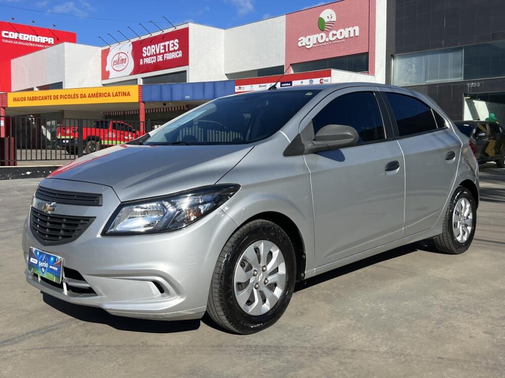 Chevrolet Onix Hatch
