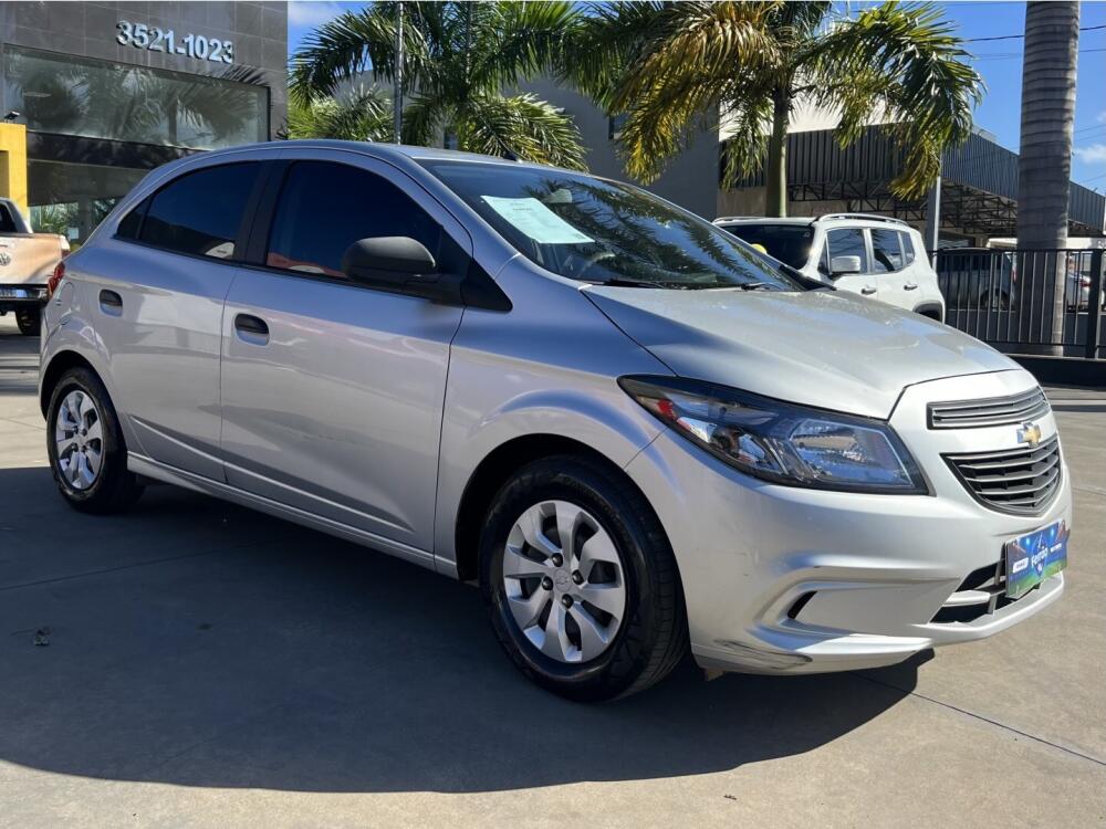 Chevrolet Onix Hatch