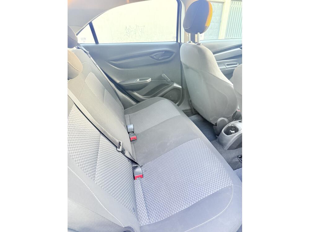 Chevrolet Onix Hatch