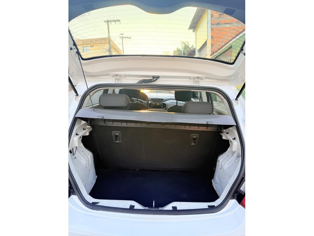 Chevrolet Onix Hatch
