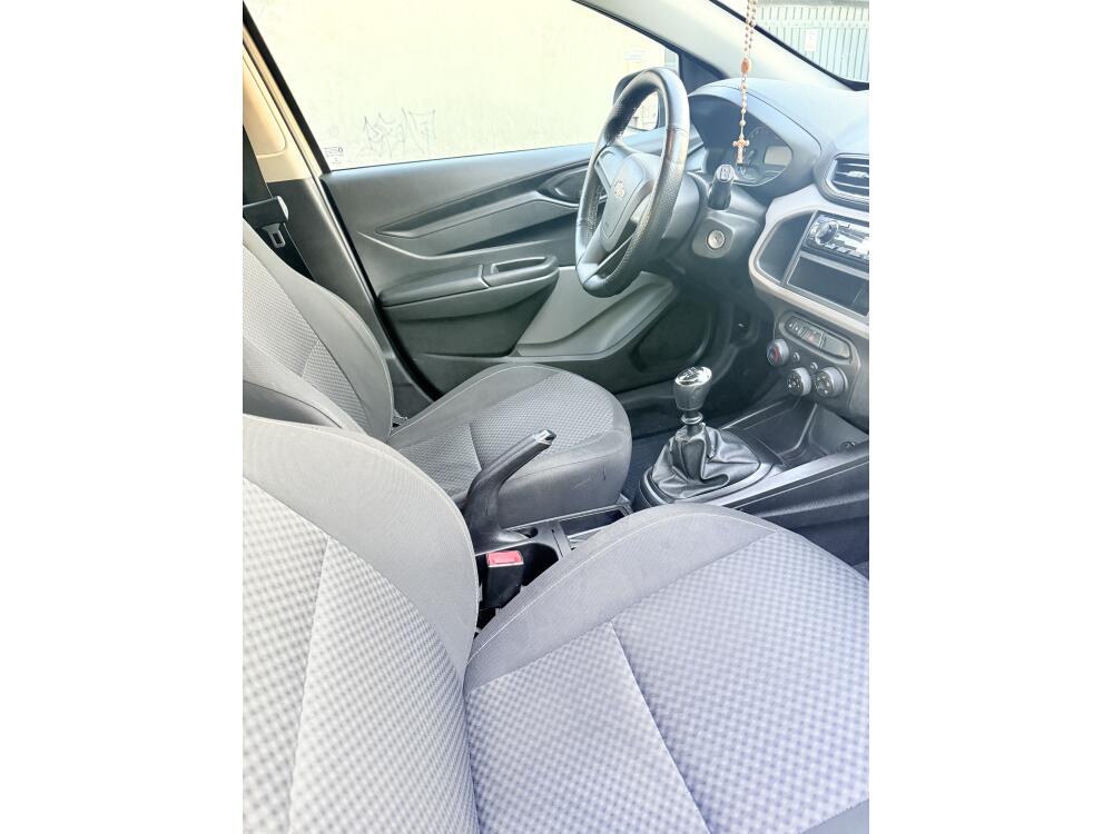 Chevrolet Onix Hatch