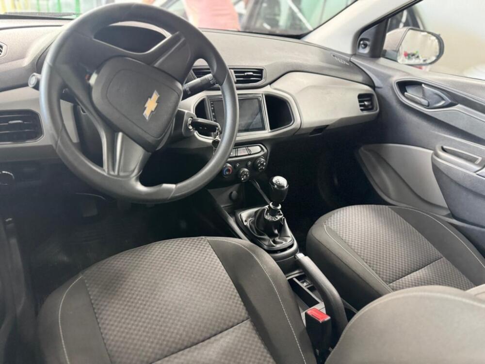 Chevrolet Onix Hatch