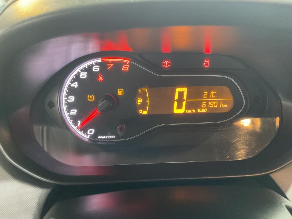 Chevrolet Onix Hatch