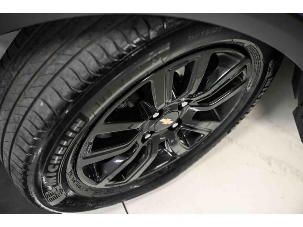 Chevrolet Onix Hatch