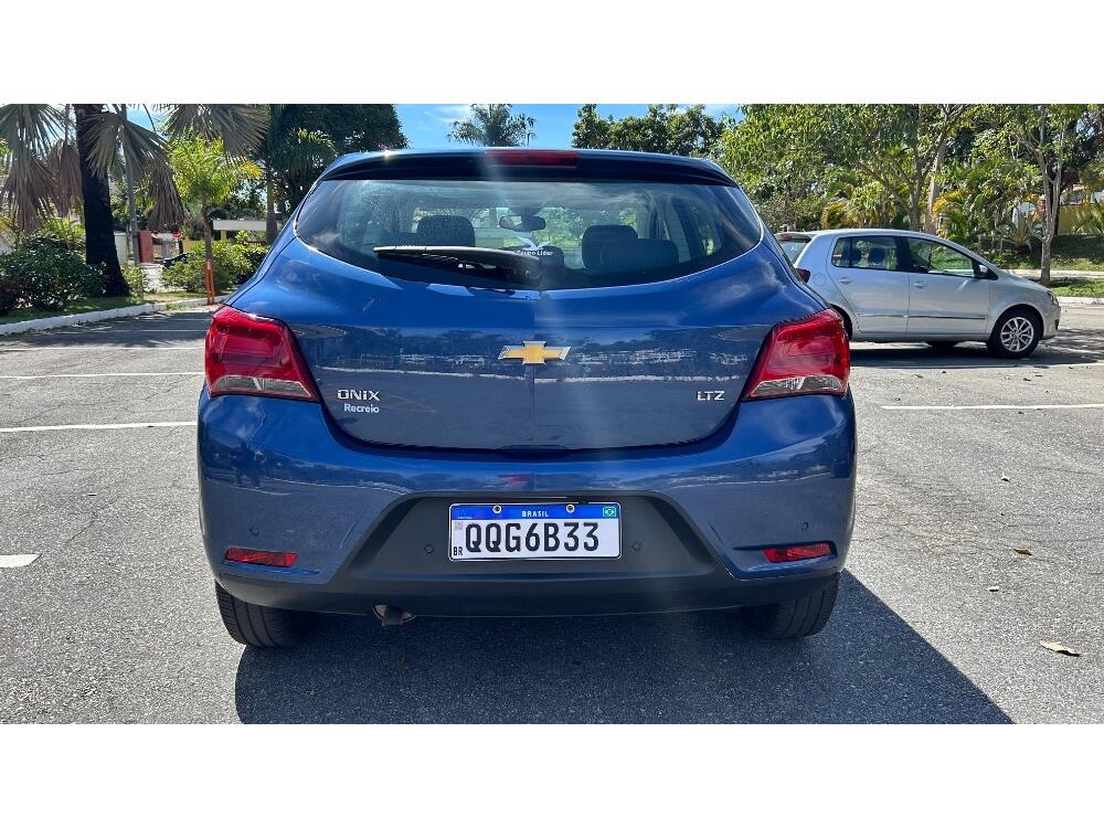 Chevrolet Onix Hatch