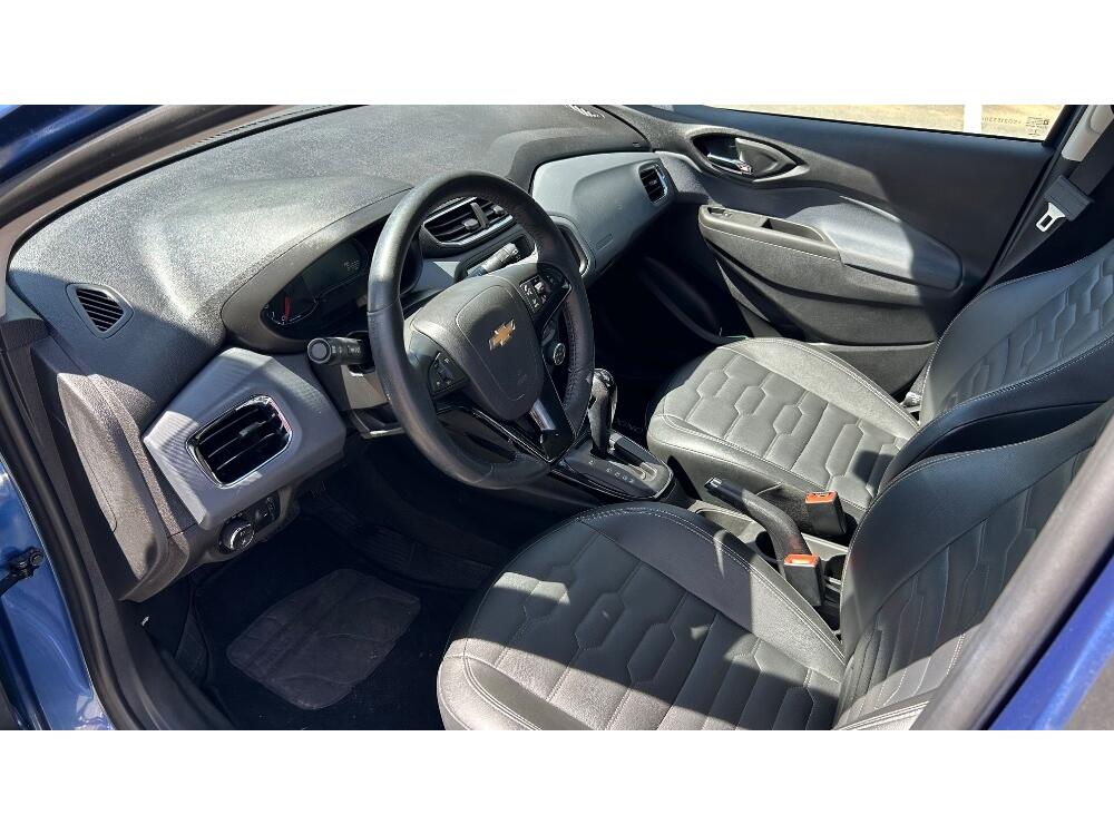 Chevrolet Onix Hatch