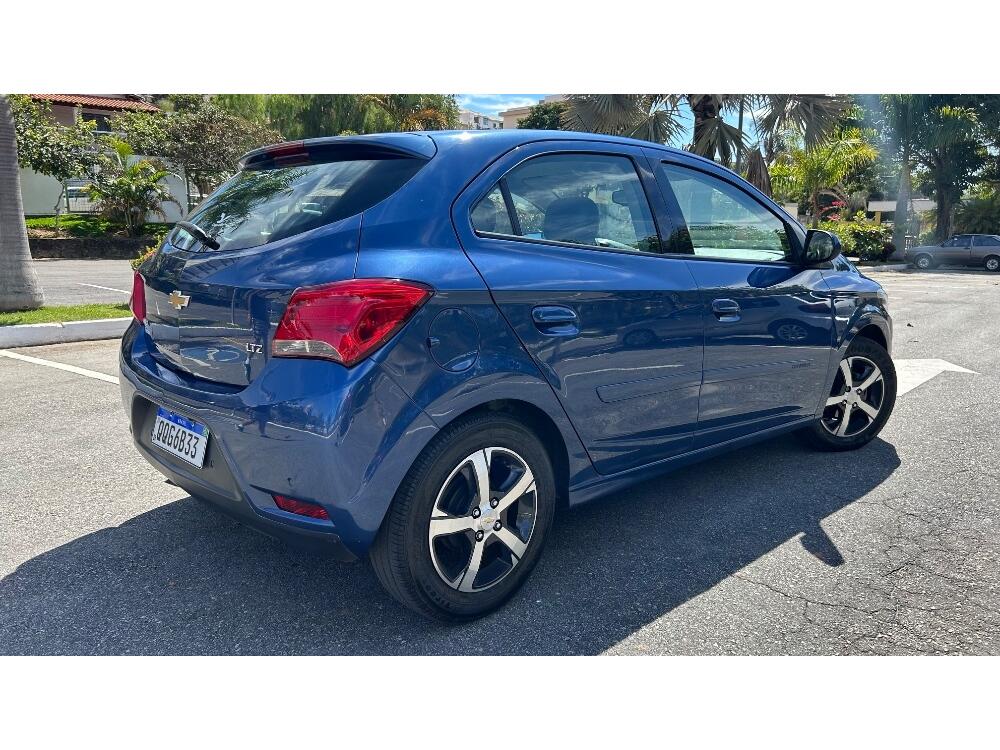 Chevrolet Onix Hatch