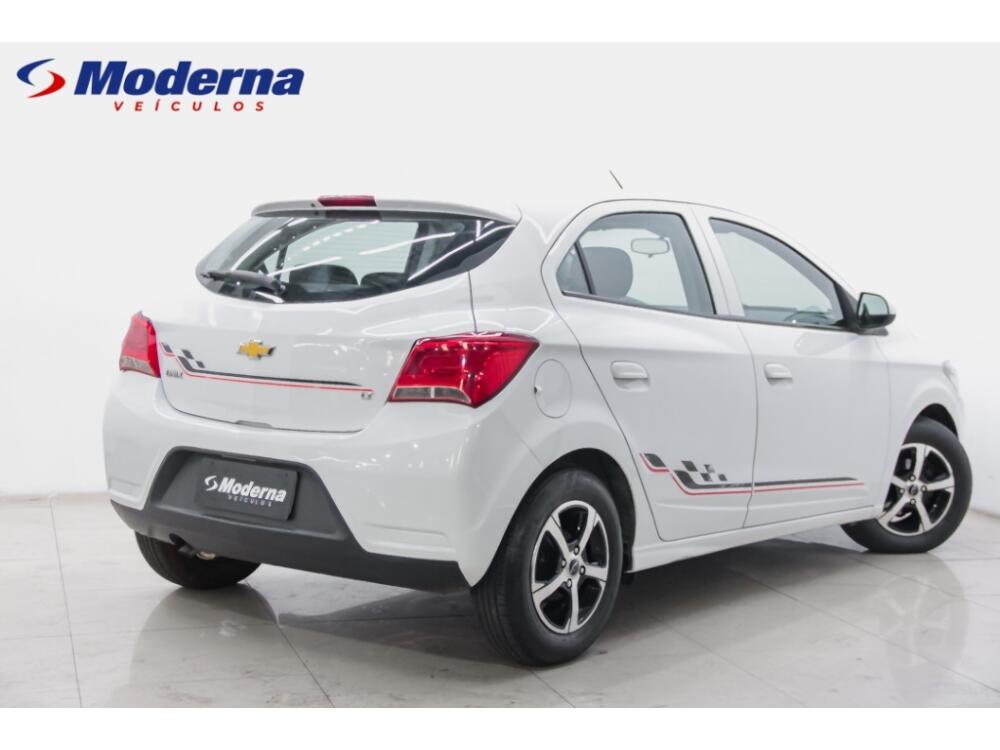 Chevrolet Onix Hatch