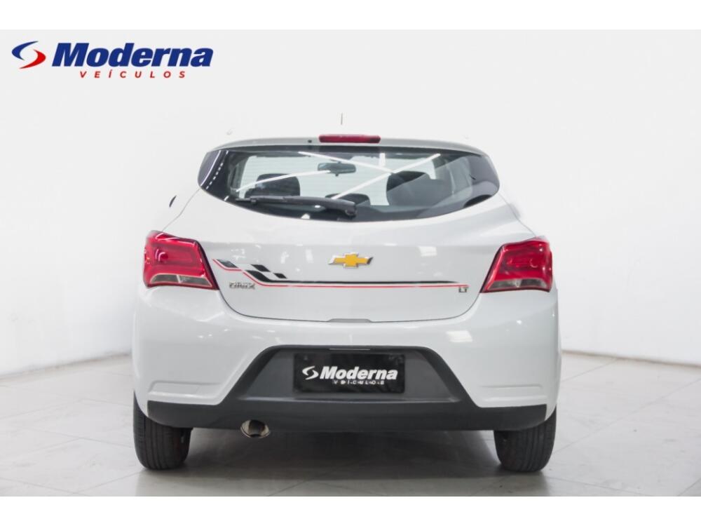 Chevrolet Onix Hatch