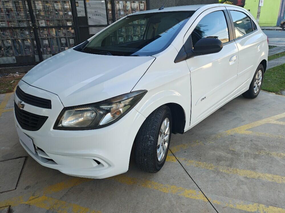 Chevrolet Onix Hatch