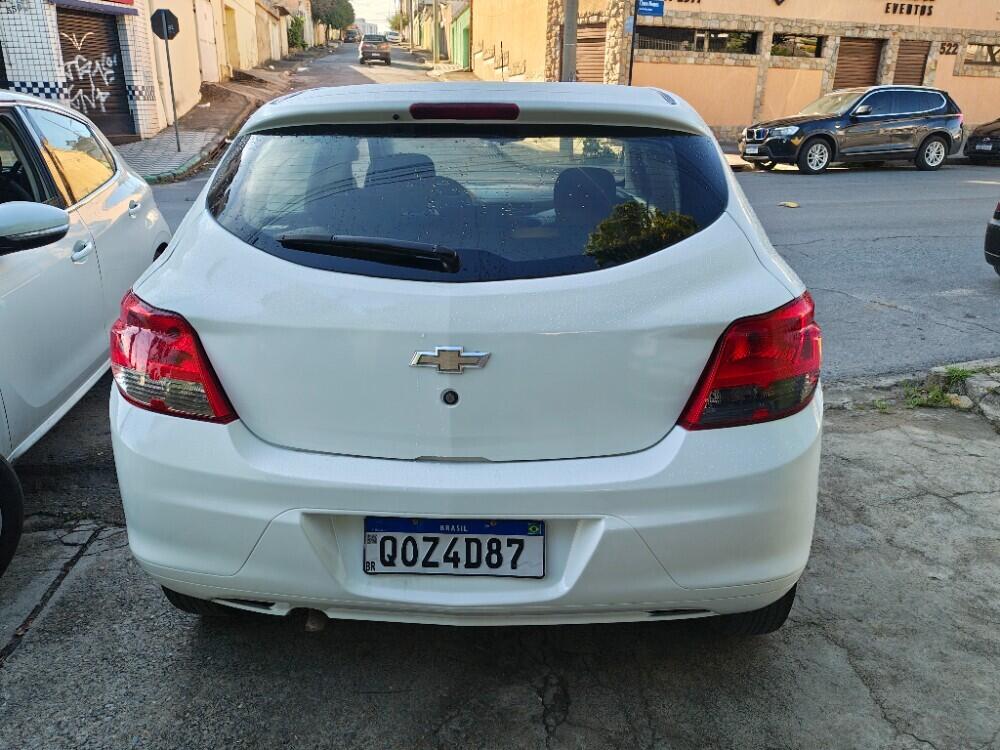 Chevrolet Onix Hatch
