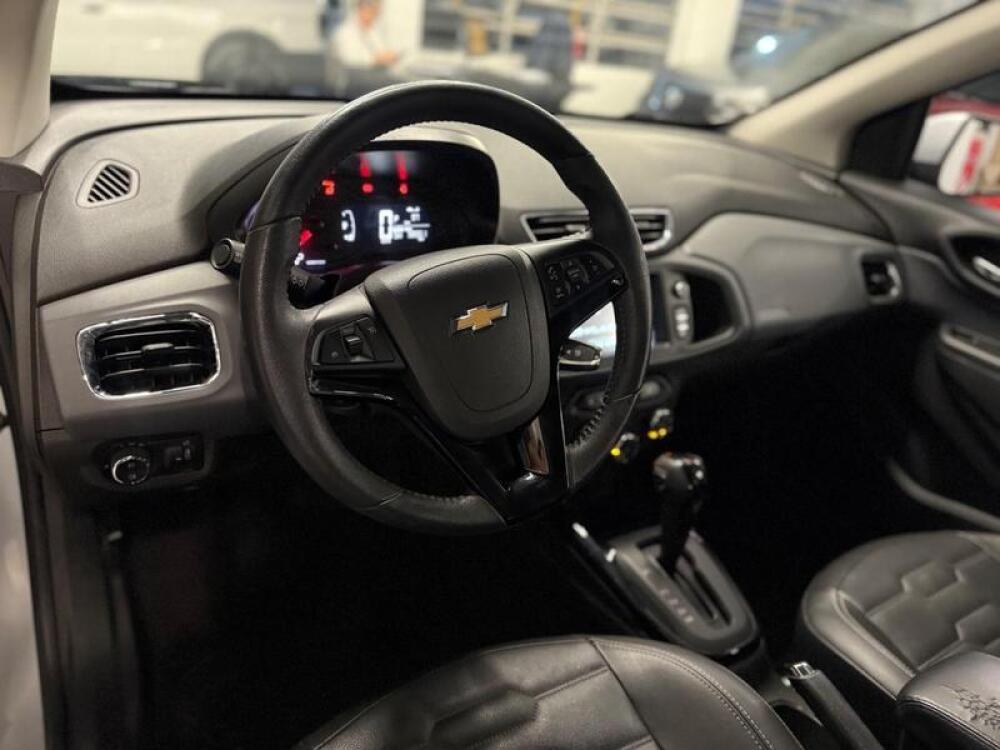 Chevrolet Onix Hatch