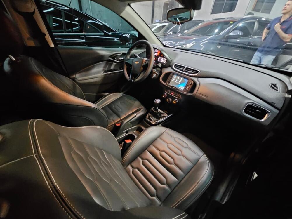 Chevrolet Onix Hatch