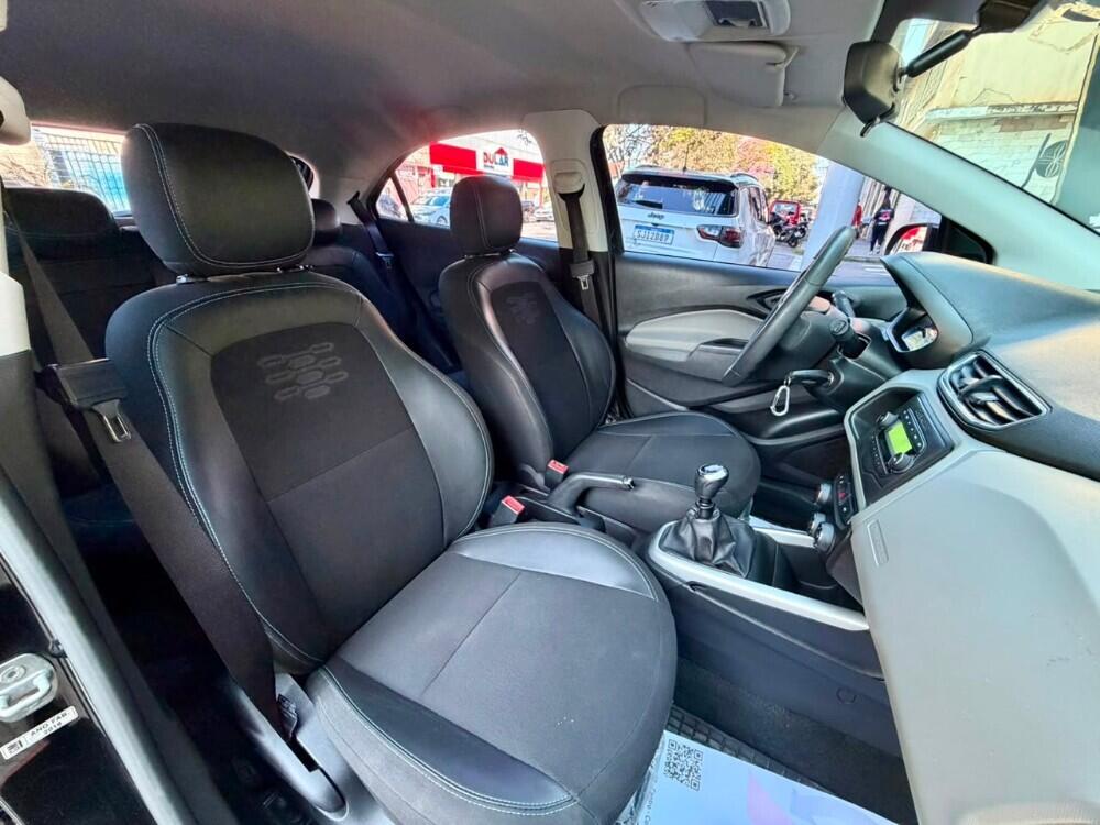 Chevrolet Onix Hatch