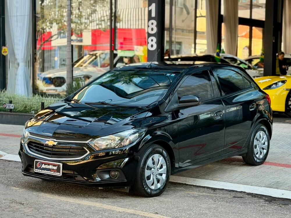 Chevrolet Onix Hatch