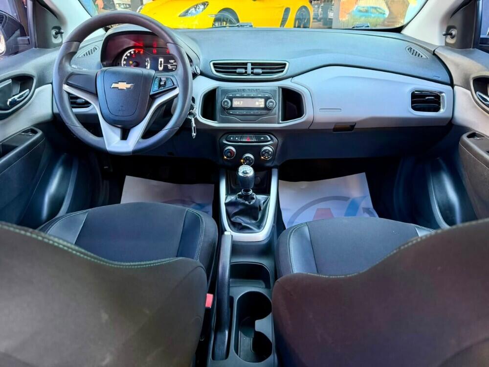 Chevrolet Onix Hatch