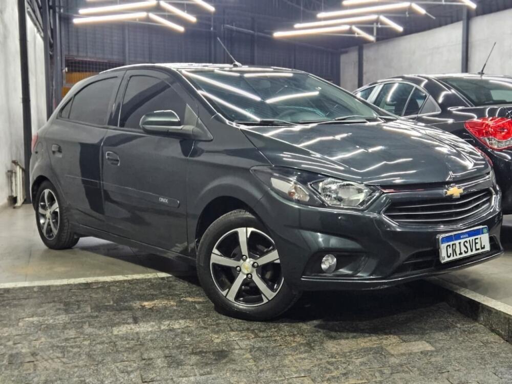 Chevrolet Onix Hatch
