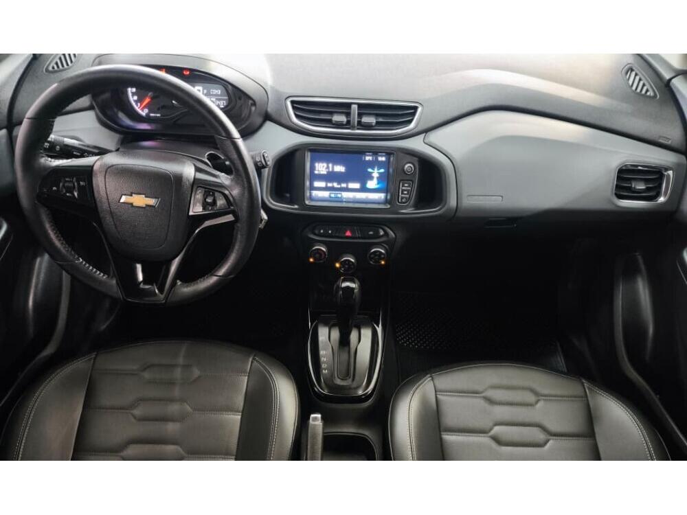 Chevrolet Onix Hatch