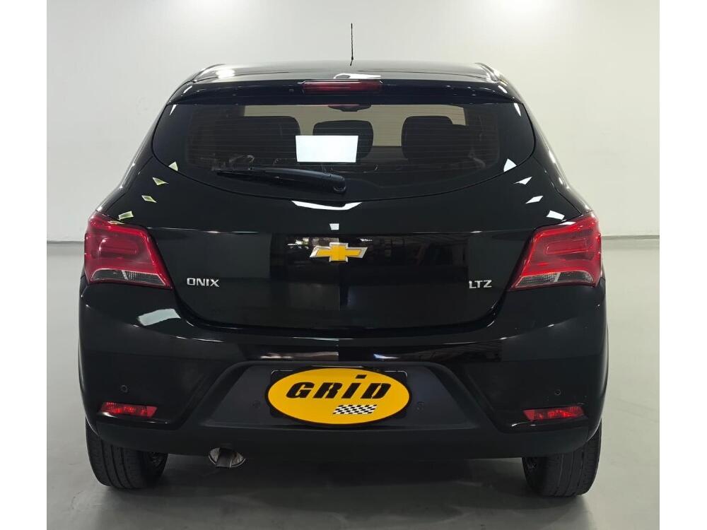 Chevrolet Onix Hatch