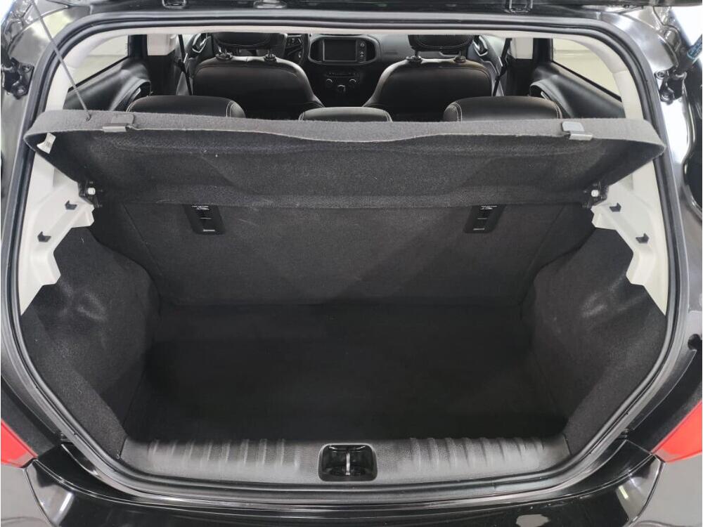 Chevrolet Onix Hatch