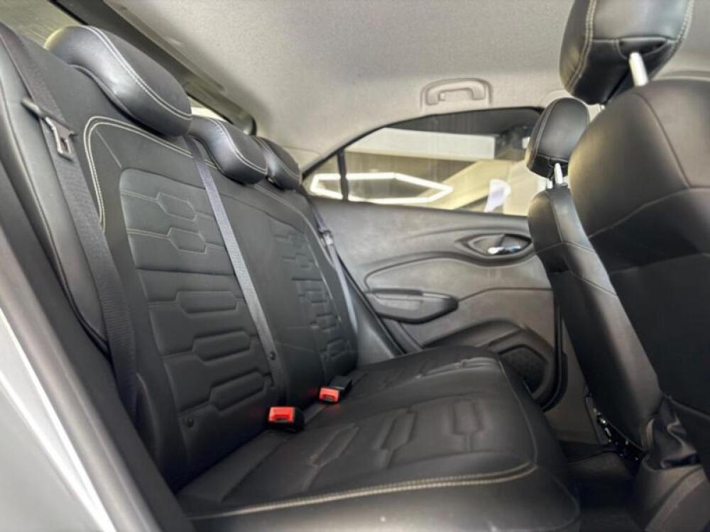 Chevrolet Onix Hatch