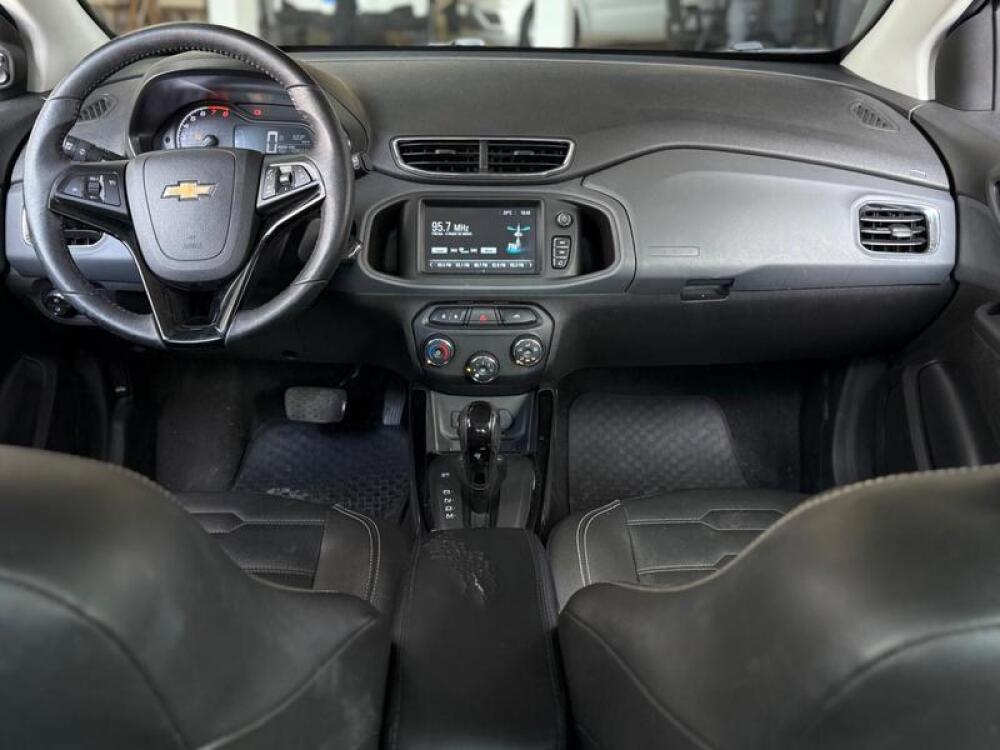 Chevrolet Onix Hatch