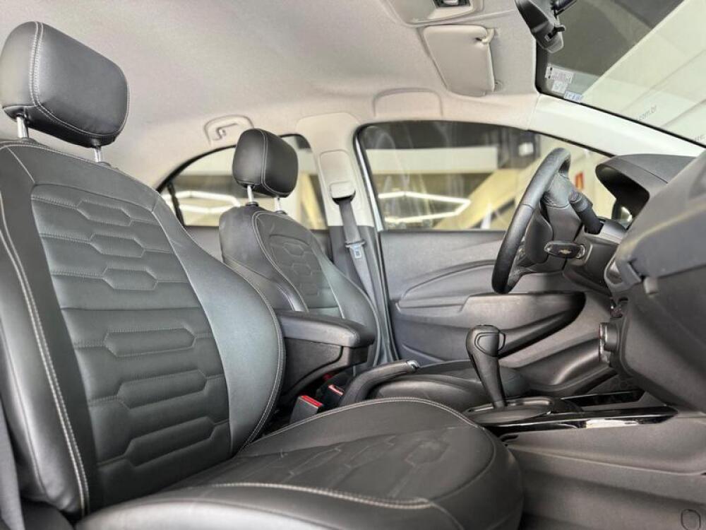 Chevrolet Onix Hatch